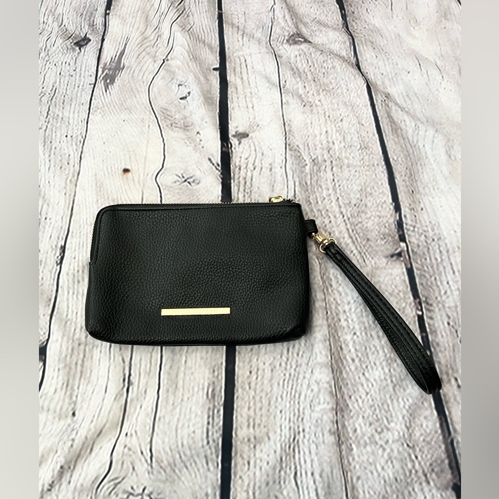 NWOT STEVE MADDEN WALLET